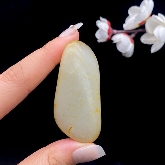 【超值推荐】和田玉-洒金皮青花底籽料挂件