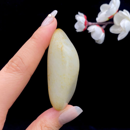 【超值推荐】和田玉-洒金皮青花底籽料挂件