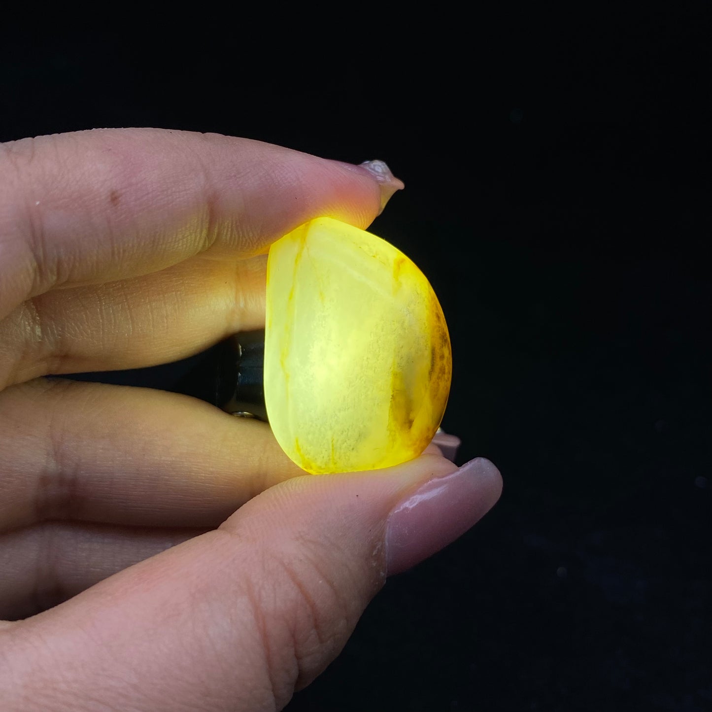 【超值推荐】和田玉-聚黄皮青花籽料吊坠籽