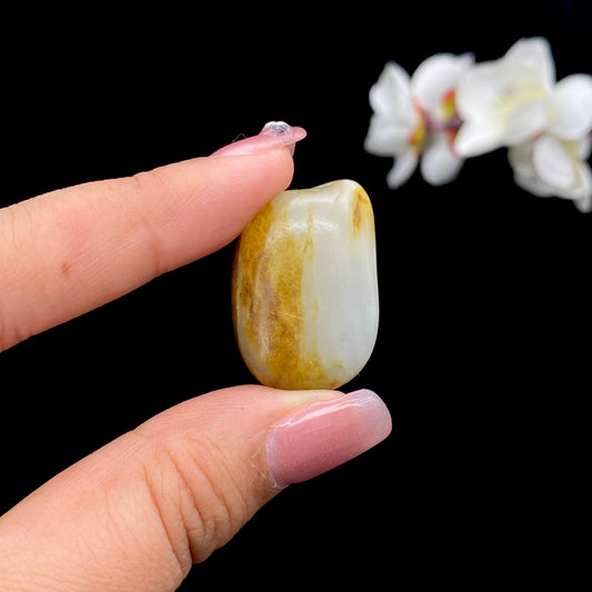 【超值推荐】和田玉-聚黄皮青花籽料吊坠籽