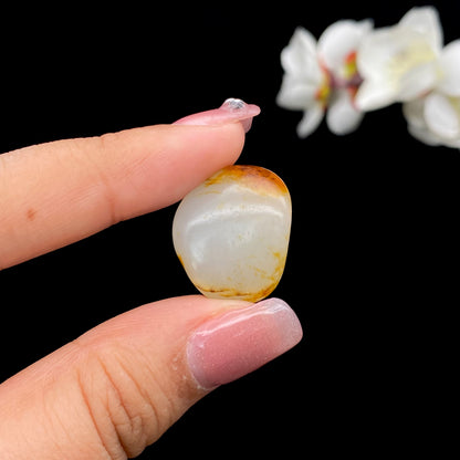 和田玉-聚黄皮青花底籽料吊坠籽