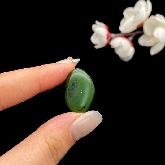 和田玉-碧玉籽料原石挂件