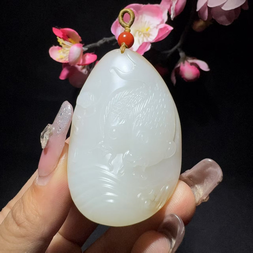 和田玉籽料年年有余挂件