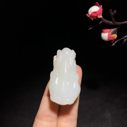 和田山料白玉貔貅挂件