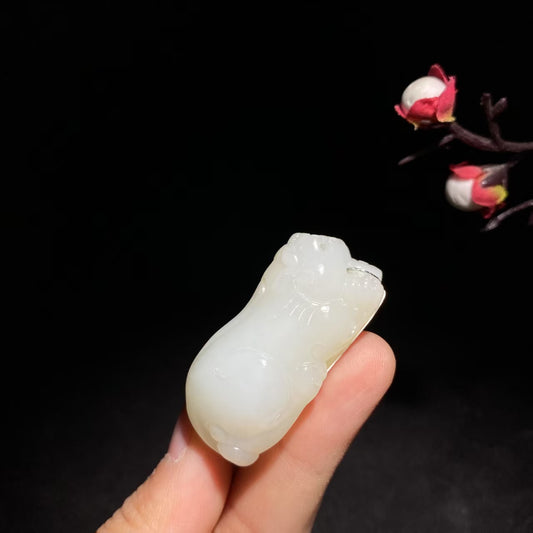 和田山料白玉貔貅挂件