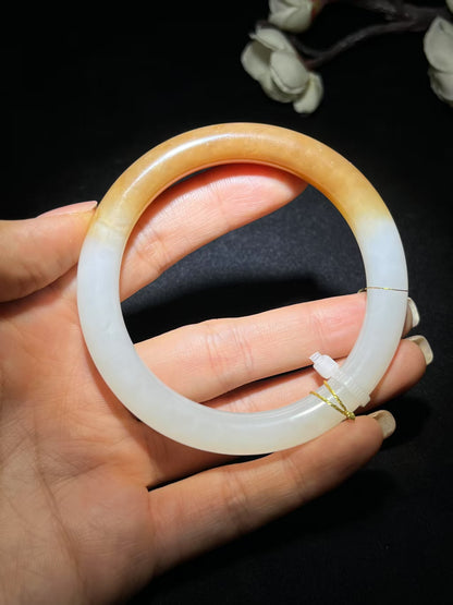 和田玉且末糖白手镯