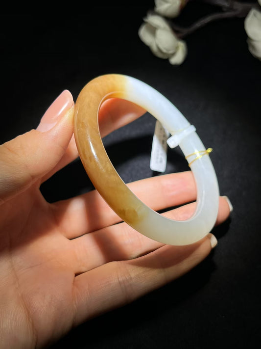 和田玉且末糖白手镯