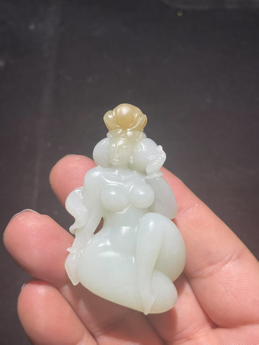 和田玉糖白【玉美人】挂件