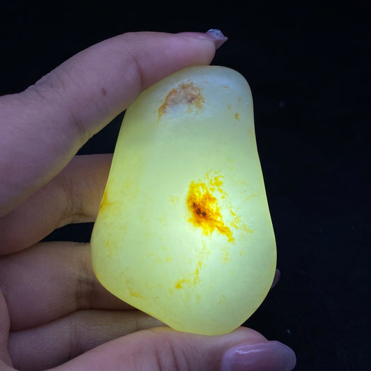 和田玉-洒金皮青花底籽料手把件