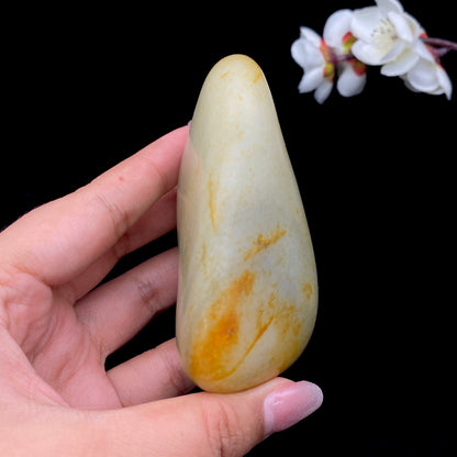 和田玉-满洒金皮青花底籽料手把件