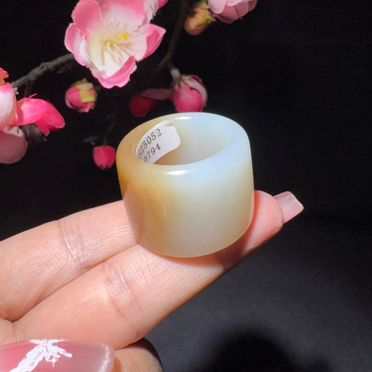 和田玉糖白玉扳指