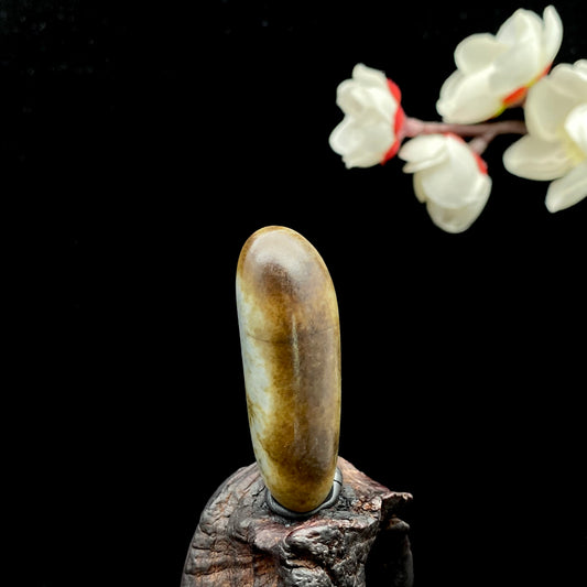 和田玉-秋梨皮青花底籽料挂件