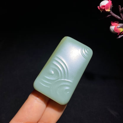 和田籽料粉青佛公挂件