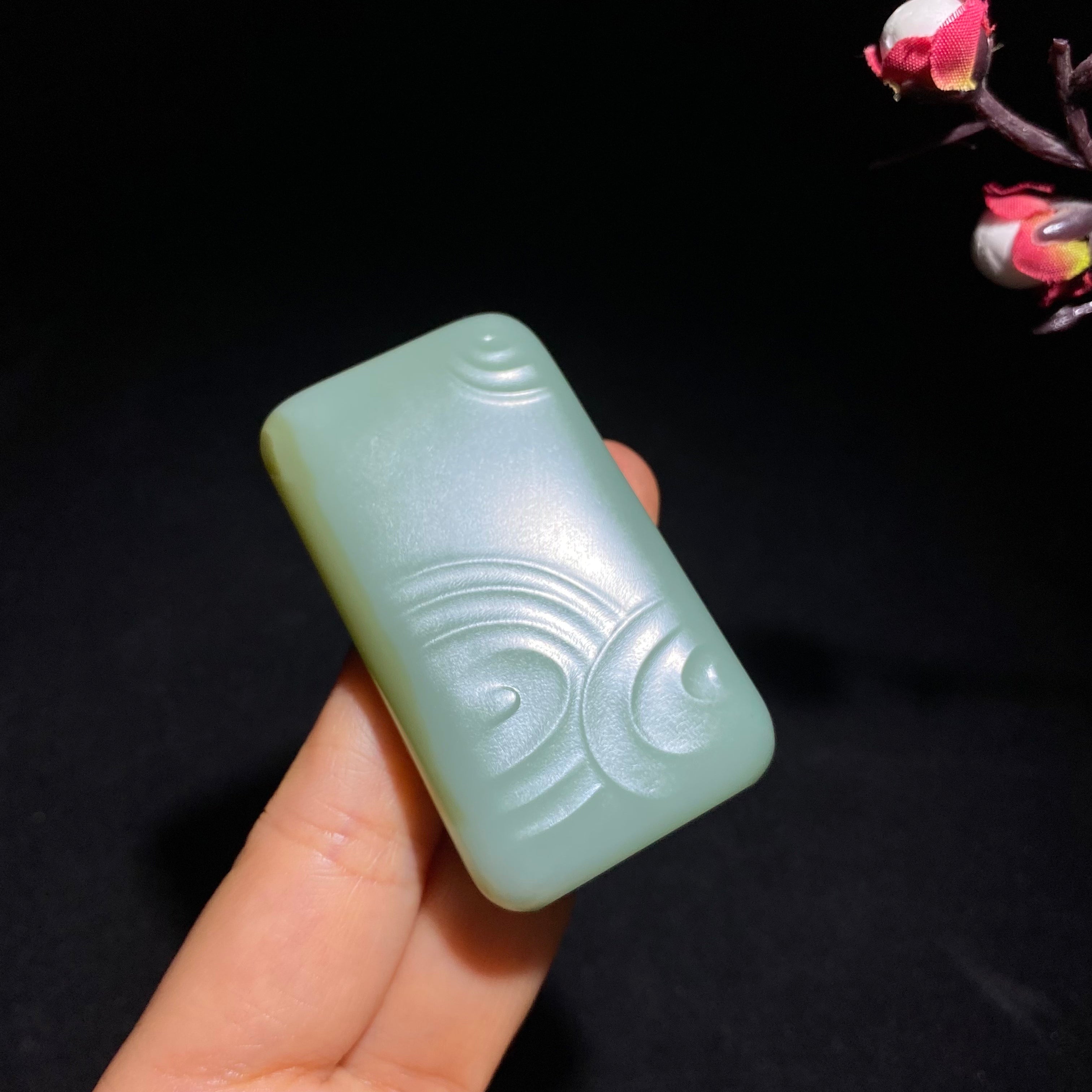 和田籽料粉青佛公挂件