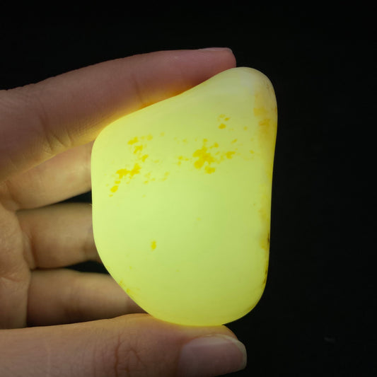 和田玉-洒金皮带黄皮白肉籽料手把件