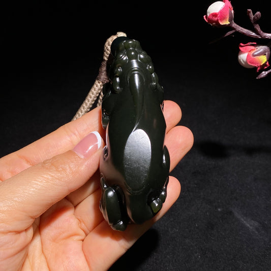 和田玉籽料青玉貔貅手把件