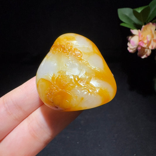 和田玉籽料挂件