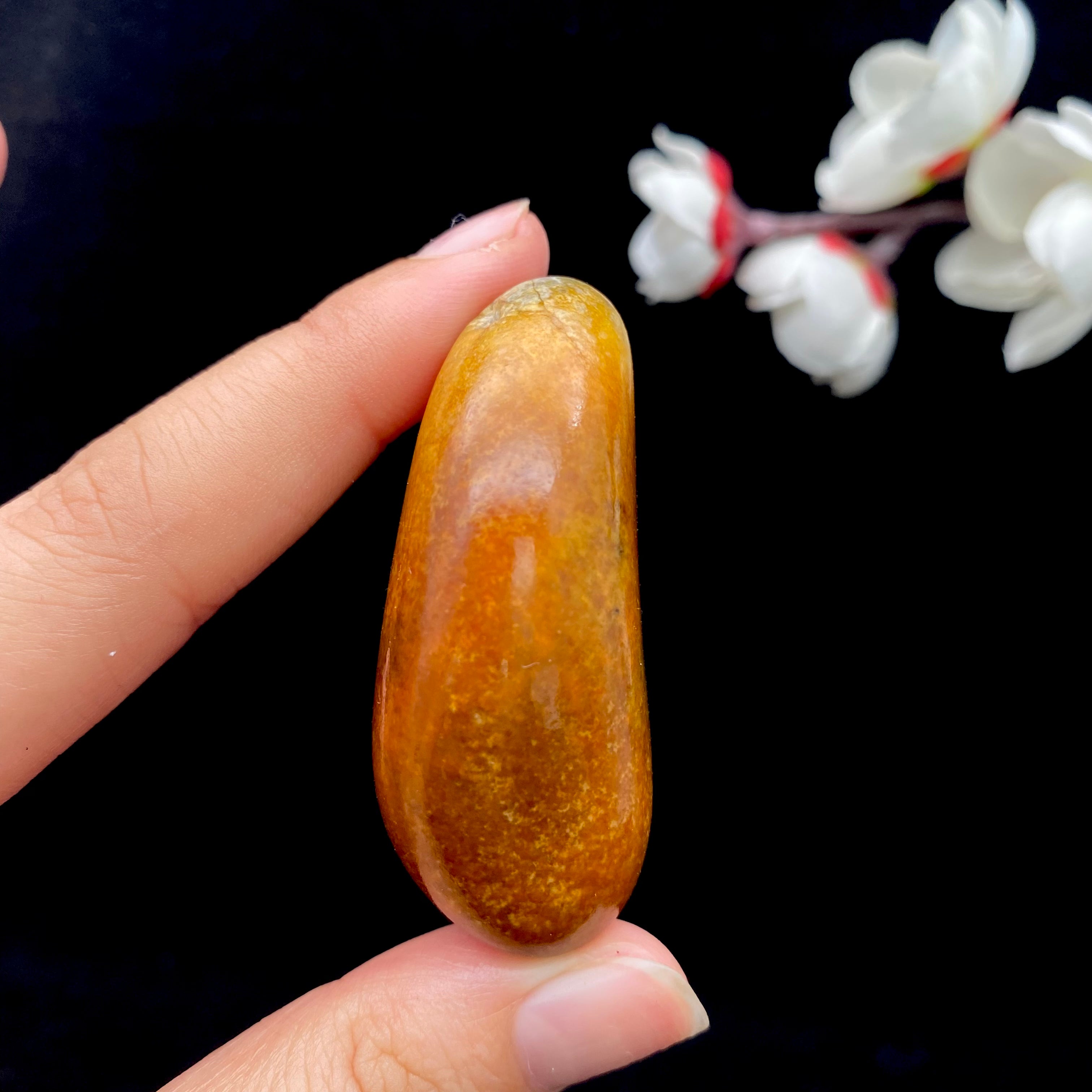 【超值推荐】和田玉-黄沁皮籽料原石