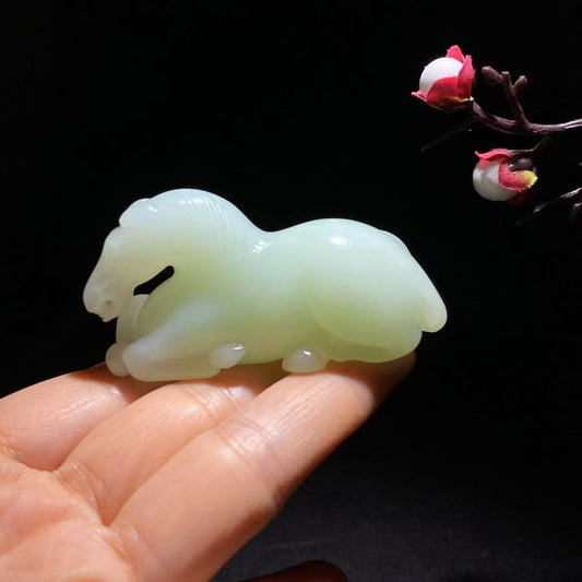 和田翠色白玉生肖马