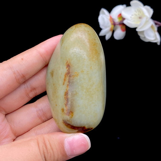 和田玉-洒金皮青白肉籽料手把件（141克）