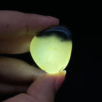 和田玉-青花籽料原石挂件（19.4克）