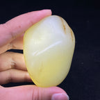 和田玉-聚黄皮青白肉籽料手把件（146克）