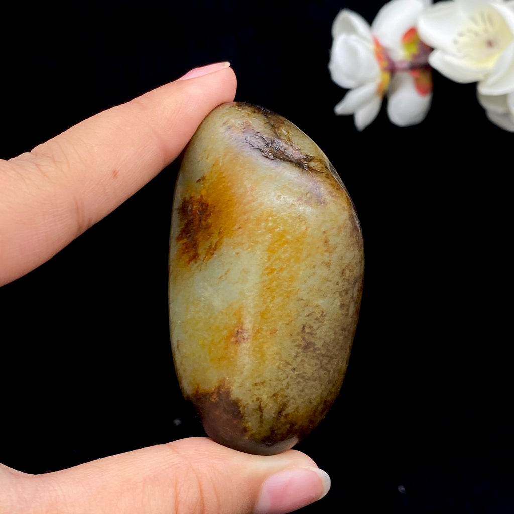 和田玉-洒金皮青白肉籽料手把件（93.2克）