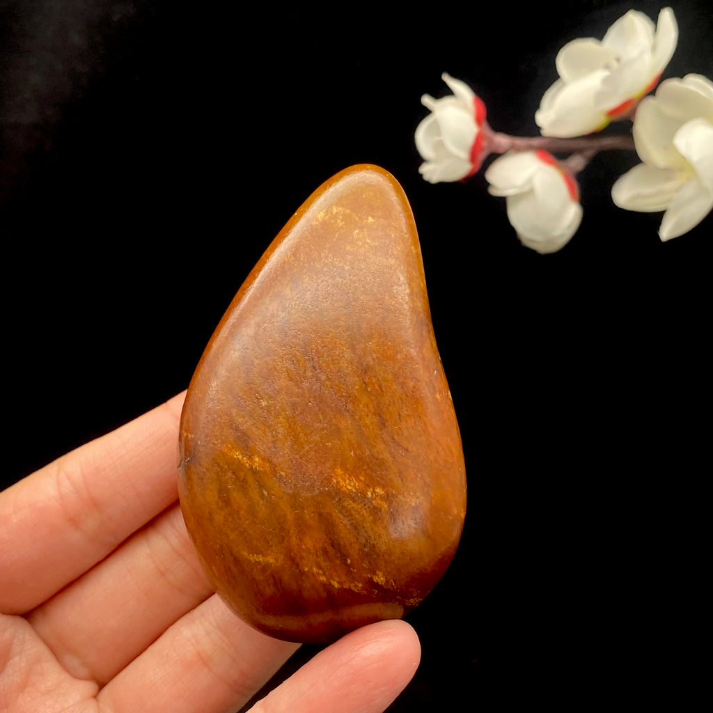 和田玉-红沁皮籽料原石（112克）