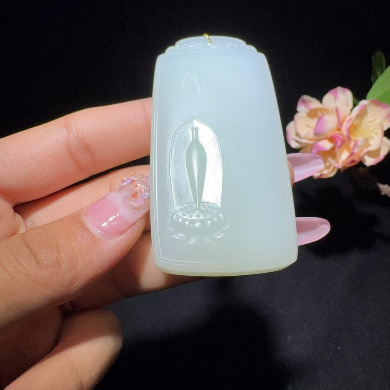 和田玉白玉带翠观音挂件（57.0g）