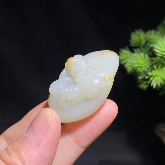和田玉籽料猴子挂件（30.1g）