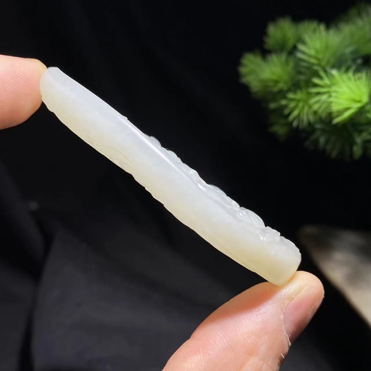 和田玉籽料观音挂件（40.3g）
