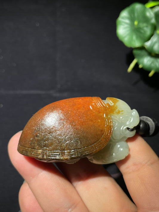 和田玉籽料龙龟手把件（86.7g）