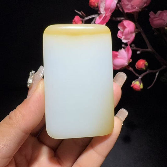 和田玉糖白平安牌挂件（85.0g）
