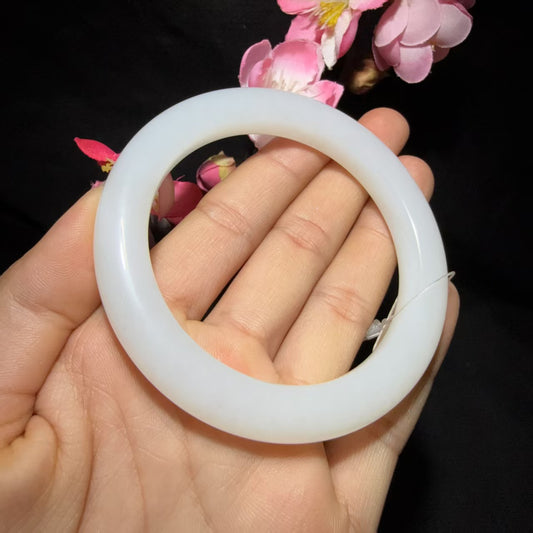 和田玉白玉手镯（51.8g）