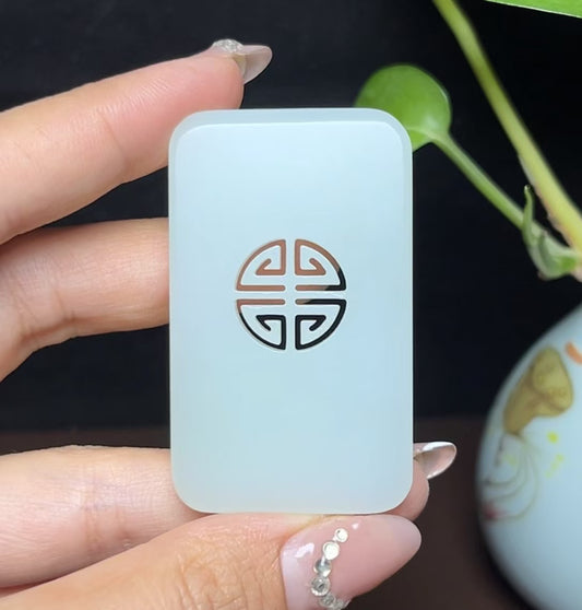 和田羊脂玉双喜临门平安无事牌（29.3g）