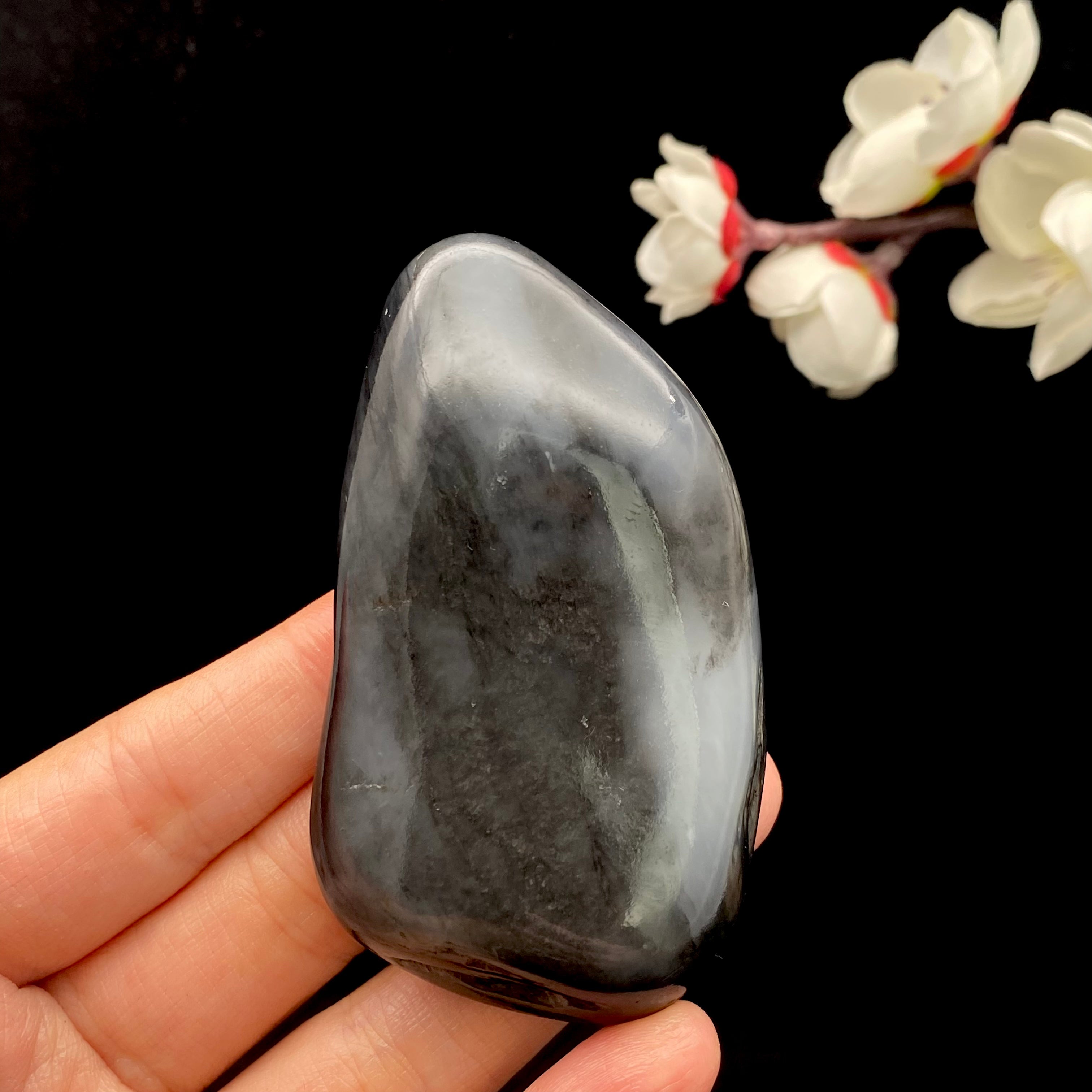 和田玉-青花籽料原石（97.9克） – 厚德载玉