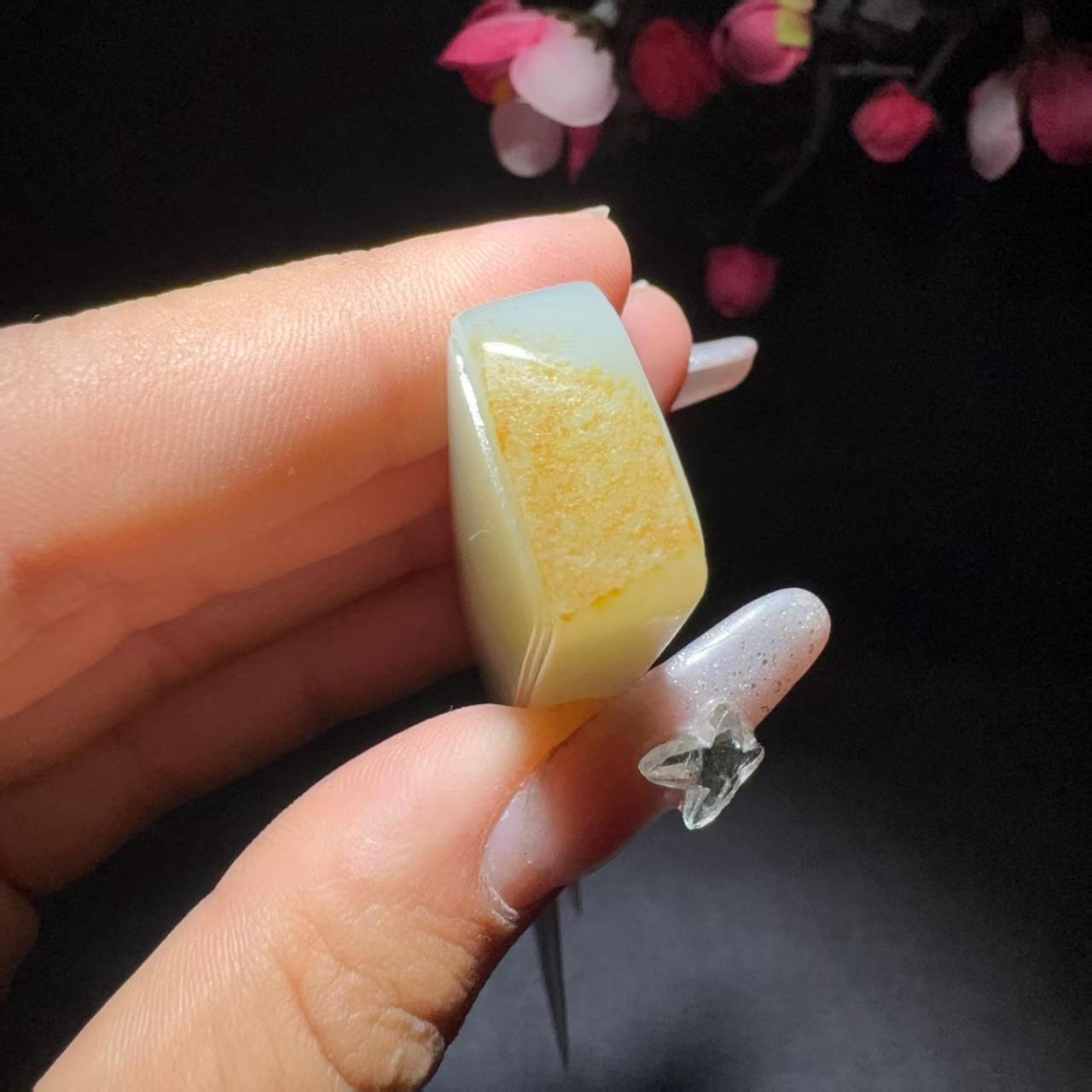 和田玉籽料平安牌（28.0g）