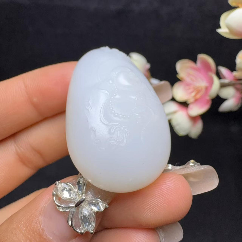 和田玉白玉挂件佛公（30.3g）