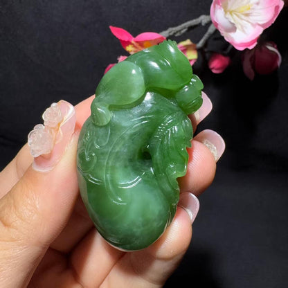 和田玉碧玉灵猴献寿挂件（31.2g）