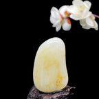 和田玉-洒金皮白肉籽料挂件（23.3克）