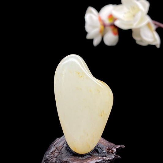 和田玉-洒金皮白肉籽料吊坠籽（15.7克）
