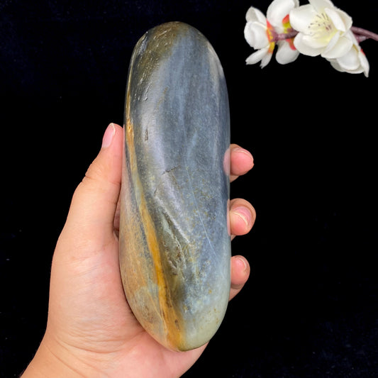 和田玉-洒金皮青花底籽料原石（1229.4克）