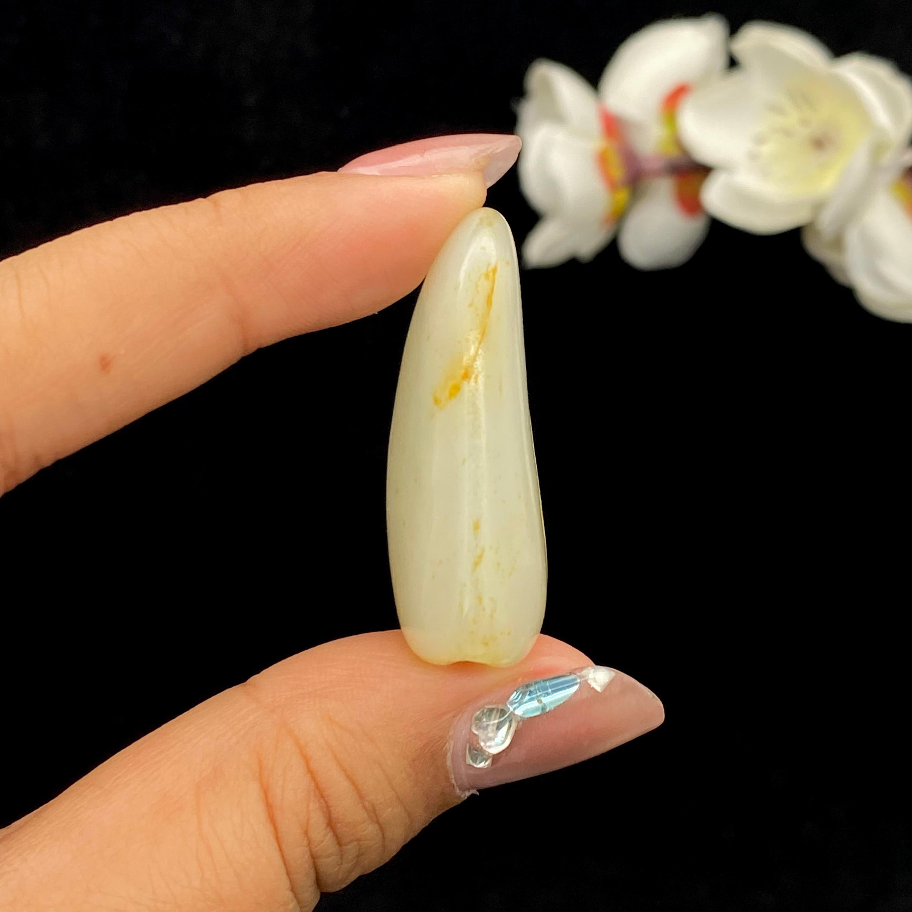 和田玉洒金皮籽料挂件（20g）