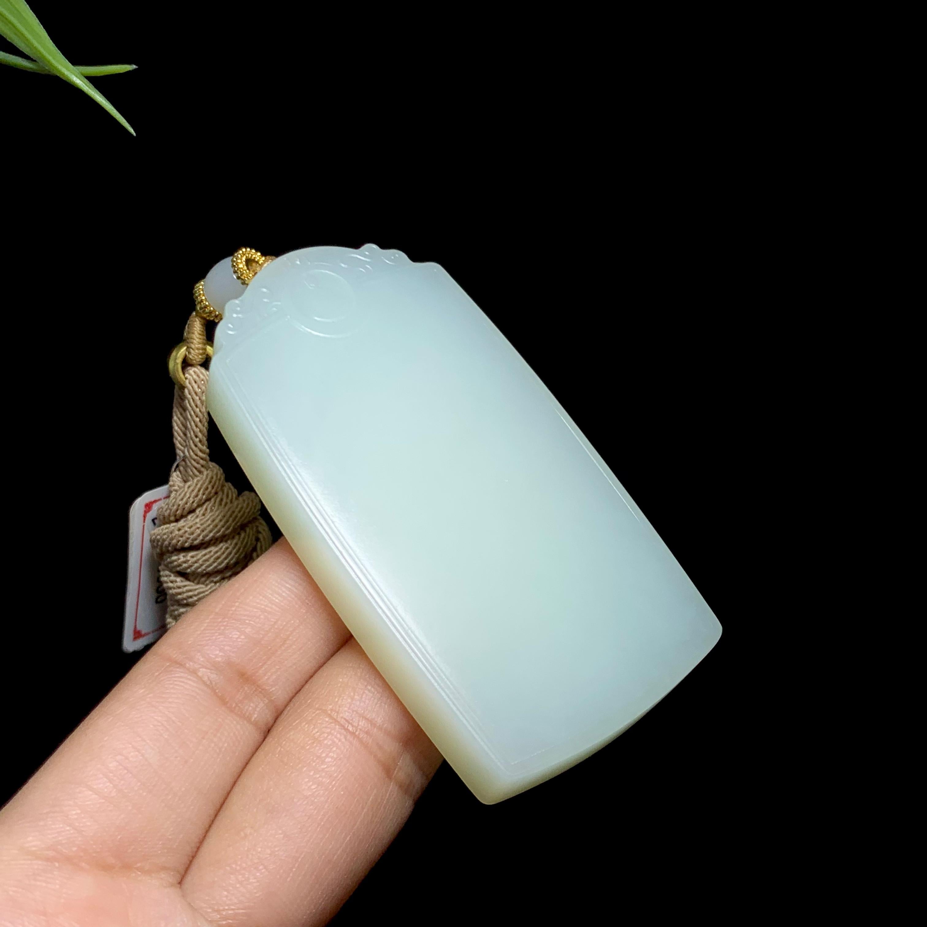 和田山料白玉平安无事牌（65.0g）