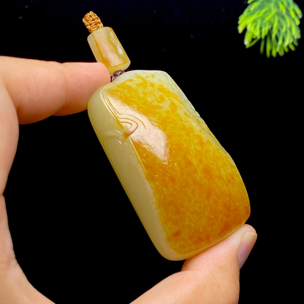 和田玉籽料无事牌（72.8g）