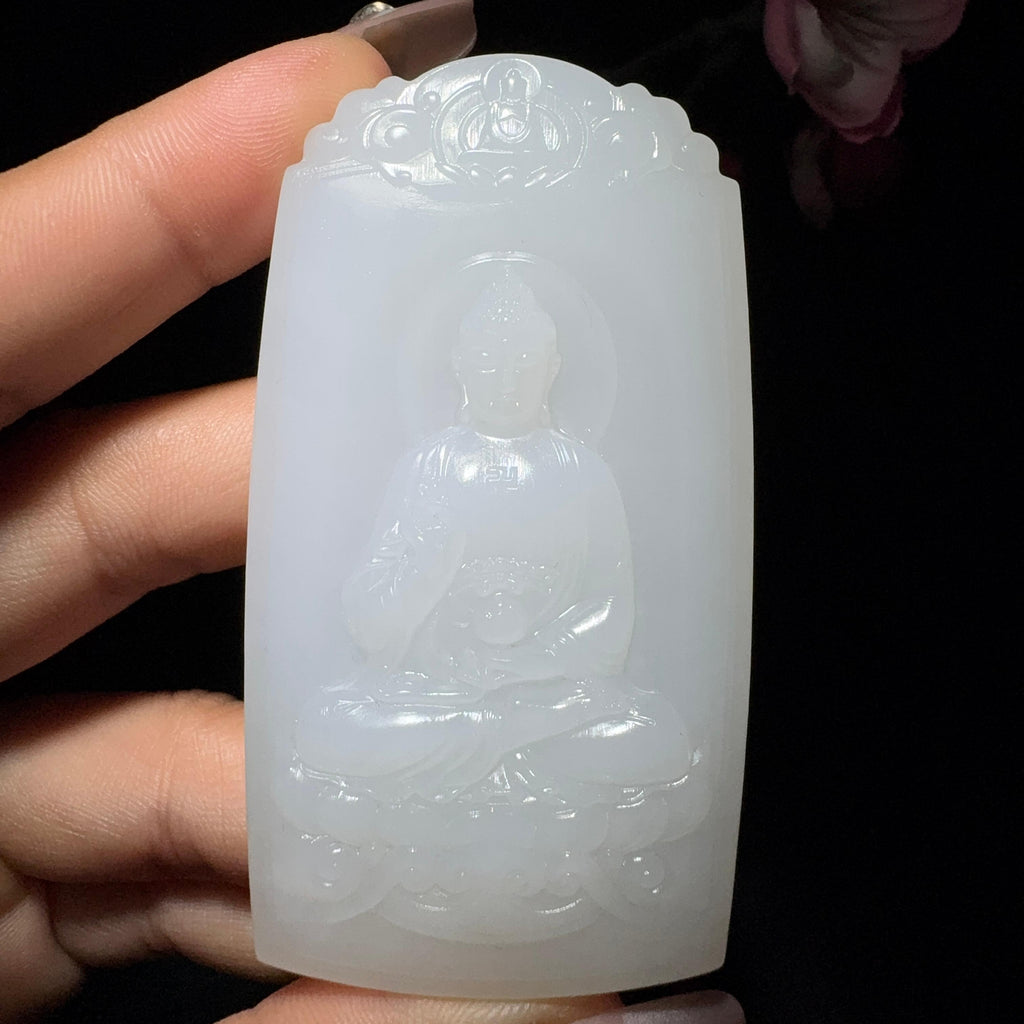 和田玉白玉挂件大日如来（72.3g）