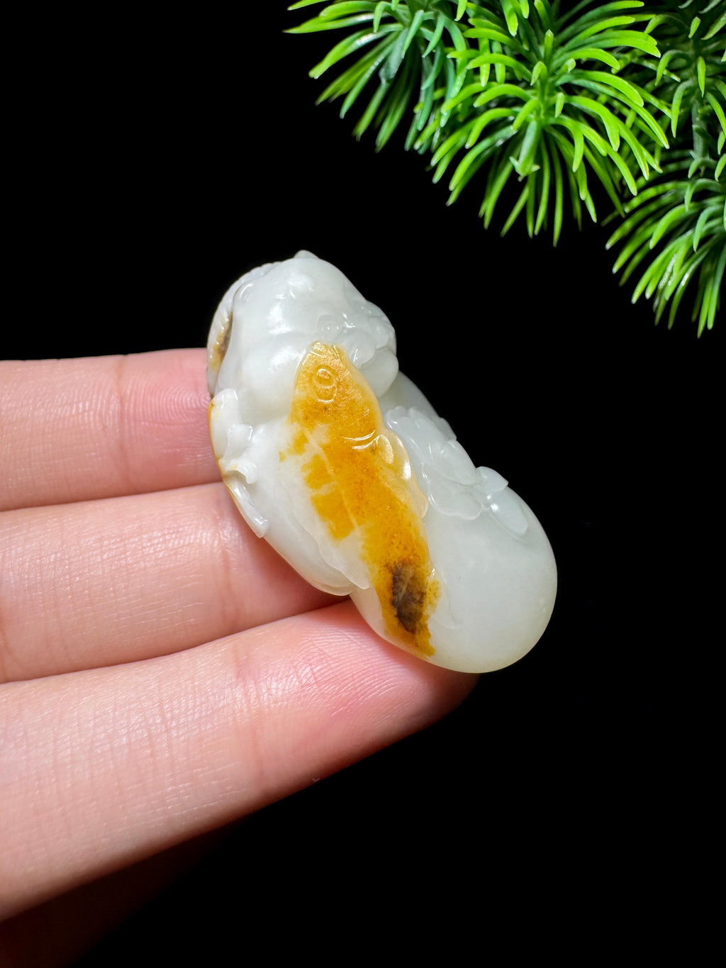 和田玉籽料猫蝶富贵（23.9g）