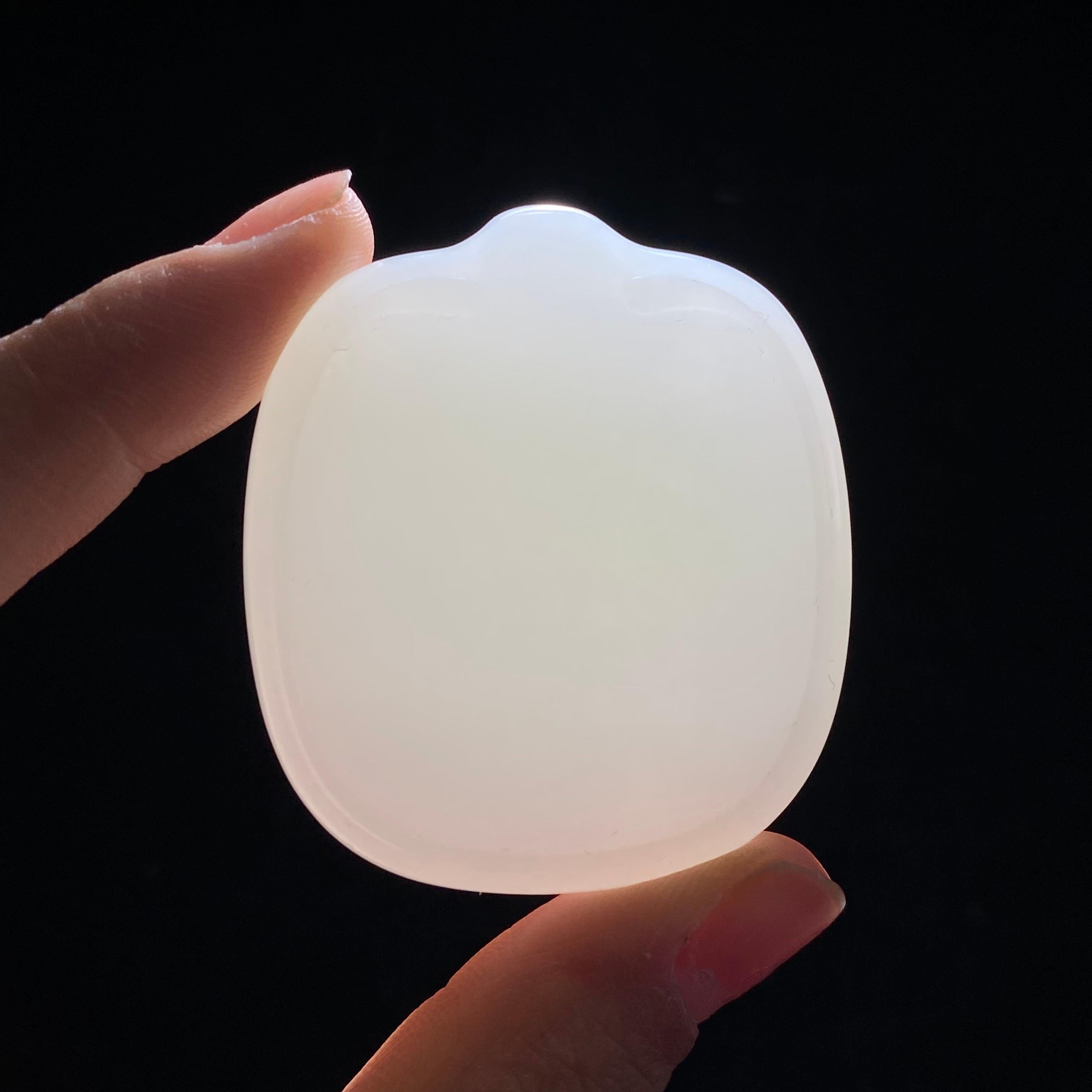 和田玉新疆料白玉无事牌（44.9g）