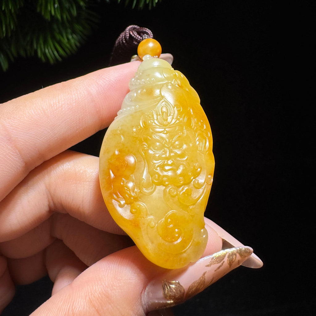 和田玉籽料黄财神（26.5g）