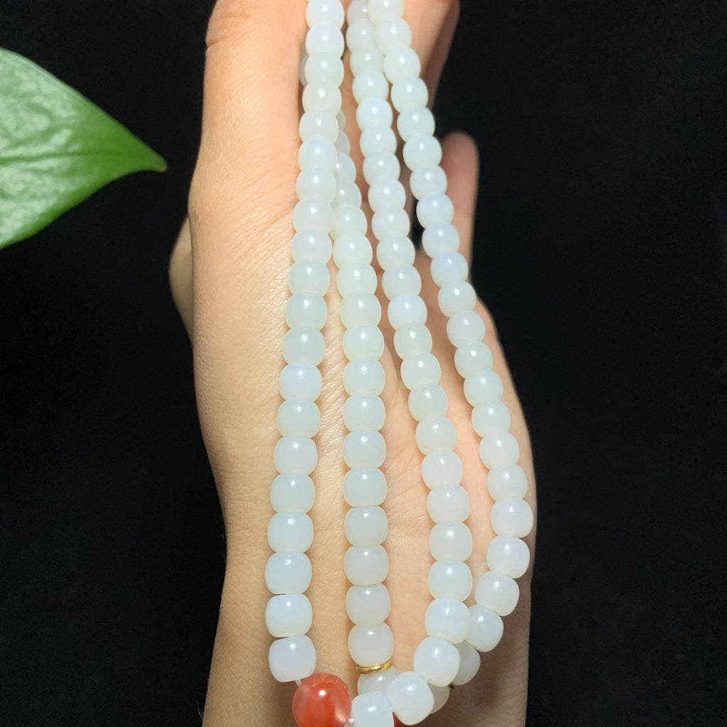 收藏级和田山料羊脂白玉108 颗老型珠项链（55.0g）